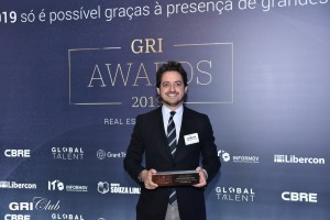 Presidente da Iguatemi ganha prêmio de Personalidade do Ano de 2019 no GRI Awards