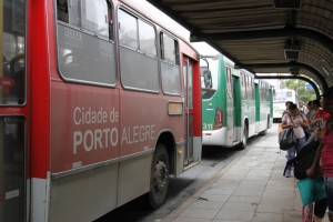 Tabela de verão nos ônibus de Porto Alegre entra em vigor na segunda-feira