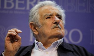 Ex-presidente uruguaio José Mujica defende a legalização da cocaína