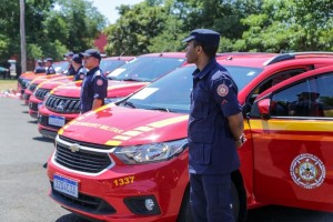 Investimento de quase R$ 3 milhões garante veículos e equipamentos para Bombeiros