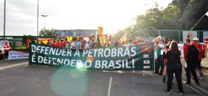 RS: SINDIPETRO ADERE A GREVE NACIONAL A PARTIR DESTE SÁBADO (1º)