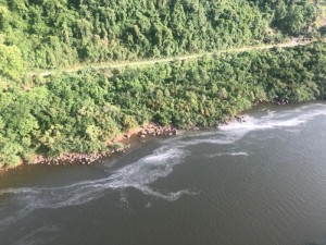 RS: Baixo nível do Rio Taquari pode ser a causa do aparecimento de espuma branca