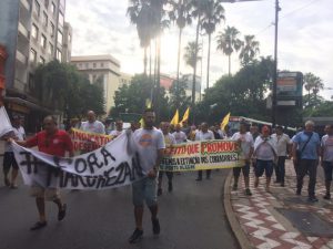 RODOVIÁRIOS FAZEM CAMINHADA CONTRA PACOTE DO TRANSPORTE DA PREFEITURA DE PORTO ALEGRE; DO CORREIO DO POVO