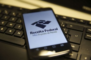 IR: contribuinte não poderá deduzir gasto com previdência de doméstica