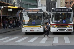 Porto Alegre: Prefeitura  quer baixar passagem de ônibus para R$ 2,00 em 2021