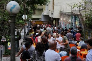 Porto Alegre: Puro Asthral completa dois anos de Terça de Samba na Escadaria da Borges