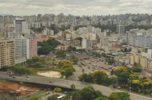 PARA ORGANIZAR A CIDADE: OS DESAFIOS DA REVISÃO DO PLANO DIRETOR DE PORTO ALEGRE