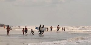 DOMINGO DE CARNAVAL TERÁ SOL, MAS COMEÇA FRIO NO RS