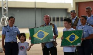 Coronavírus: brasileiros deixam quarentena na Base Aérea de Anápolis. Todos foram liberados da quarentena quatro dias antes do previsto