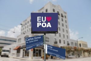 PREFEITURA DIVULGA LAYOUT DAS NOVAS PLACAS DE RUA DE PORTO ALEGRE