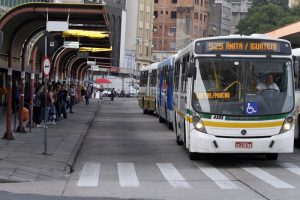 REAJUSTE DO SALÁRIO-MÍNIMO NÃO ACOMPANHA ALTA DA TARIFA DO TRANSPORTE EM POA