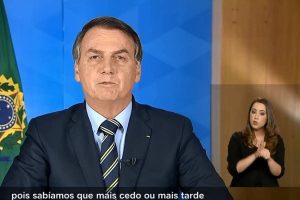 Radicalização de Bolsonaro foi sugerida por núcleo ideológico para municiar militância digital