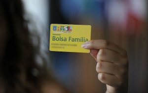 RS PERDE 100 MIL BENEFÍCIOS DO BOLSA FAMÍLIA EM 2019 E ACENDE ALERTA PARA ‘APAGÃO SOCIAL’