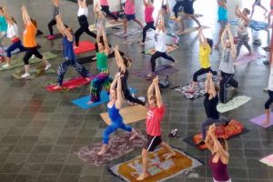 Porto Alegre: Comunidade cria grupo virtual de yoga