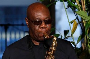 Obituário: Saxofonista Manu Dibango morre aos 86 anos vítima do coronavírus