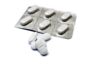 Ibuprofeno e coronavírus: veja por que especialistas não recomendam substância para combater Covid-19