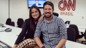 Mari Palma é afastada da CNN Brasil por suspeita de coronavírus. Por precaução Phelipe Siani também deixa a programação