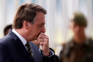 Bolsonaro deve ampliar lista de atividades consideradas essenciais na crise do coronavírus