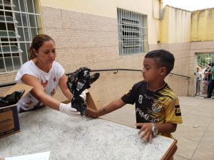Sesc entrega 14 mil ovos de Páscoa a famílias de Porto Alegre, Região Metropolitana e Litoral