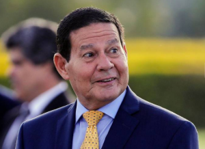 'Não é bom', diz Mourão à Folha sobre saída de Moro do governo; Folha de São Paulo