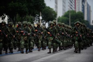 Forças Armadas atuam para manter a paz e a estabilidade. Nota do Ministério da Defesa destaca observância à Constituição Federal