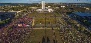 Artigo: Vamos falar de Democracia? ; por Julio Ribeiro*