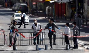 Israel fecha cidade ultraortodoxa atingida por coronavírus