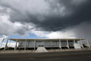 Gabinete do ódio ajuda a inchar número de cargos do Planalto; O Estado de São Paulo