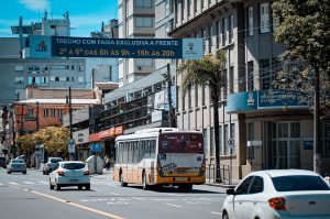 Porto Alegre: Prefeitura entrega novas faixas exclusivas de ônibus na Capital