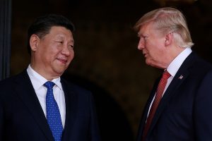 Trump diz que não quer conversar com presidente chinês no momento. Ele chegou a sugerir que pode cortar laços com a China