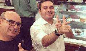 Fabrício Queiroz, ex-assessor de Flávio Bolsonaro, é preso no interior de SP; Band News FM