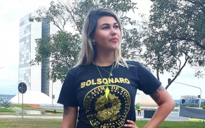 Sara Winter é presa em Brasília. Líder do grupo 300 do Brasil foi detida pela Polícia Federal com autorização do ministro Alexandre de Moraes a pedido da PGR