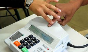 Para evitar contágio, TSE excluirá biometria nas eleições municipais. Decisão foi tomada após reunião de técnicos do tribunal com médicos