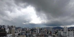 Porto Alegre: Frente fria traz chuva para o Rio Grande do Sul no domingo; Correio do Povo