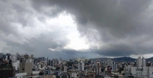 Último dia de julho deve ter menos frio e chuva isolada no RS; Correio do Povo