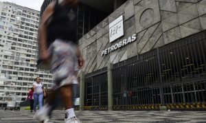 Petrobras aprova pagamento de R$ 1,7 bilhão a acionistas