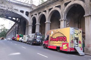 Porto Alegre: Prefeitura recebe demandas de representantes dos food trucks