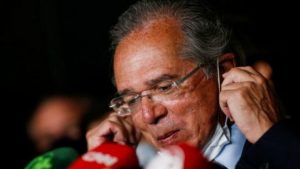 'Se Bolsonaro acha que vai tirar o lado liberal e continuar com o mesmo apoio, está enganado', diz presidente do Instituto Mises; BBC Brasil
