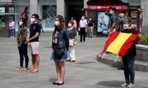 Espanha enfrenta ressurgimento de covid-19