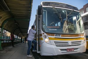 Porto Alegre: Empresas de ônibus devem mais de R$ 60 milhões em taxa cobrada de passageiros e que Marchezan quer extinguir; Sul 21