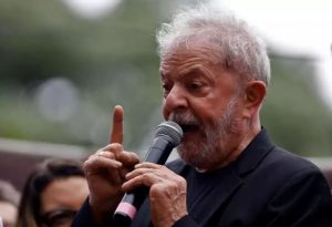 Quem tem de se preocupar com Moro é Bolsonaro, diz Lula; Correio Braziliense