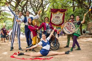 Porto Alegre: Em evento na Sala Libretos, artista Lara Rocho lança livro sobre o circo brasileiro