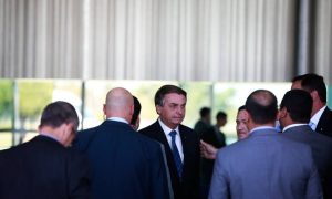 Bolsonaro envia reforma administrativa ao Congresso nesta quinta. Entenda o peso dos salários nas contas públicas; O Globo