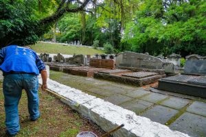 Porto Alegre: Cemitérios municipais terão horário especial no Dia de Finados