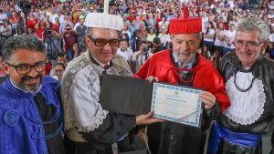 Juiz alega engano, e Lula volta a ter título de doutor honoris causa em AL; do UOL