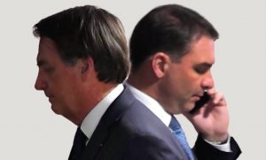 Defesa de Flávio leva a Bolsonaro suspeita que pode anular Caso Queiroz; Governo se mobiliza para encontrar prova