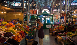 Argentina: Lei limita invasão de grandes marcas nos supermercados para favorecer pequenos produtores; Ópera Mundi