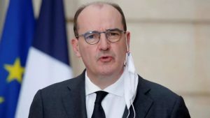 França abre mão de Réveillon e começará 2021 sob toque de recolher devido à pandemia; RFI