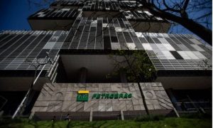 Petros pede à Justiça para não receber R$ 2,9 bilhões da Petrobras; O Globo