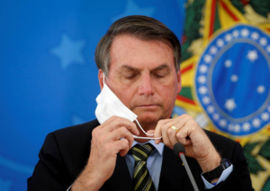 Governo Bolsonaro tenta mudar discurso sobre pandemia para conter crise e pressão por impeachment; Folha de São Paulo